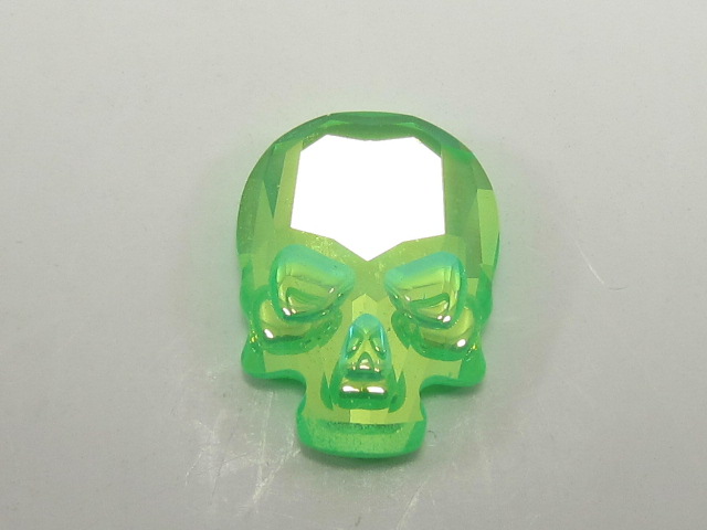 2 pcs. 14x10.5mm SKULL ULTRA GLO GREEN FLATBACK European Rhinestones